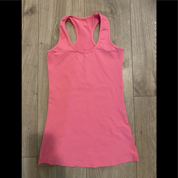 Lulu Lemon Tank - Picture 1 of 2